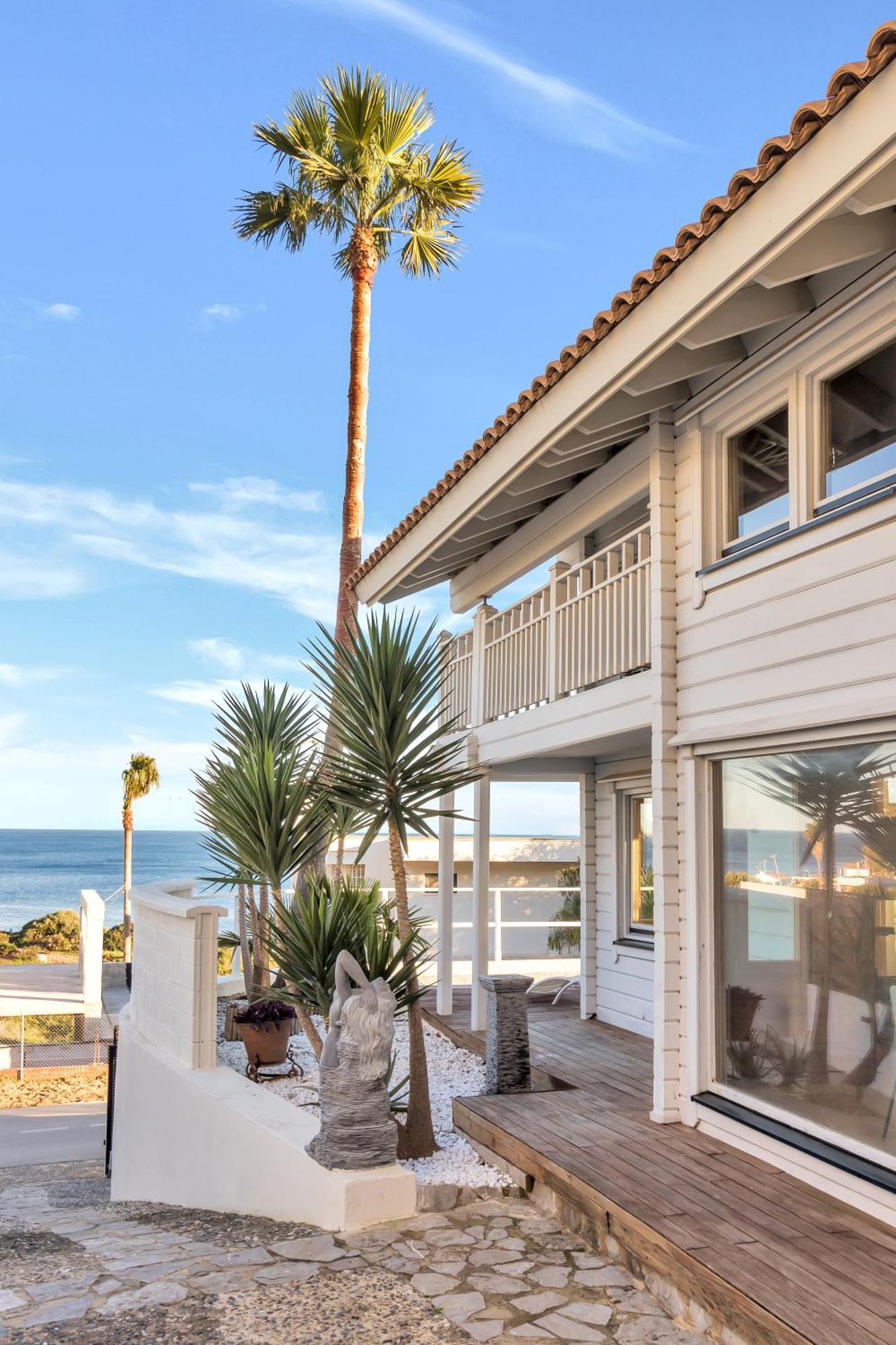 Increible Villa De Madera Con Vistas Al Mar Algeciras Kültér fotó